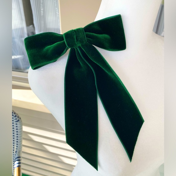 Jennifer Behr, Wide Velvet Bow Barrette! - Picture 3 of 11